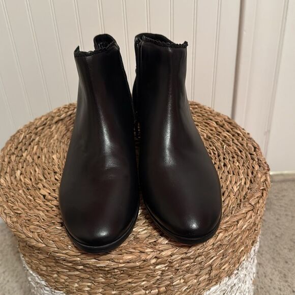 Jack Rogers Women's Black Ankle Boots - 8.5 - Great Condition - Picture 7 of 9